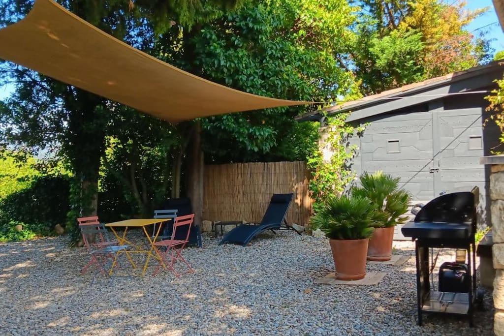 Gite Cosy Au Coeur Du Luberon Lagnes Bagian luar foto