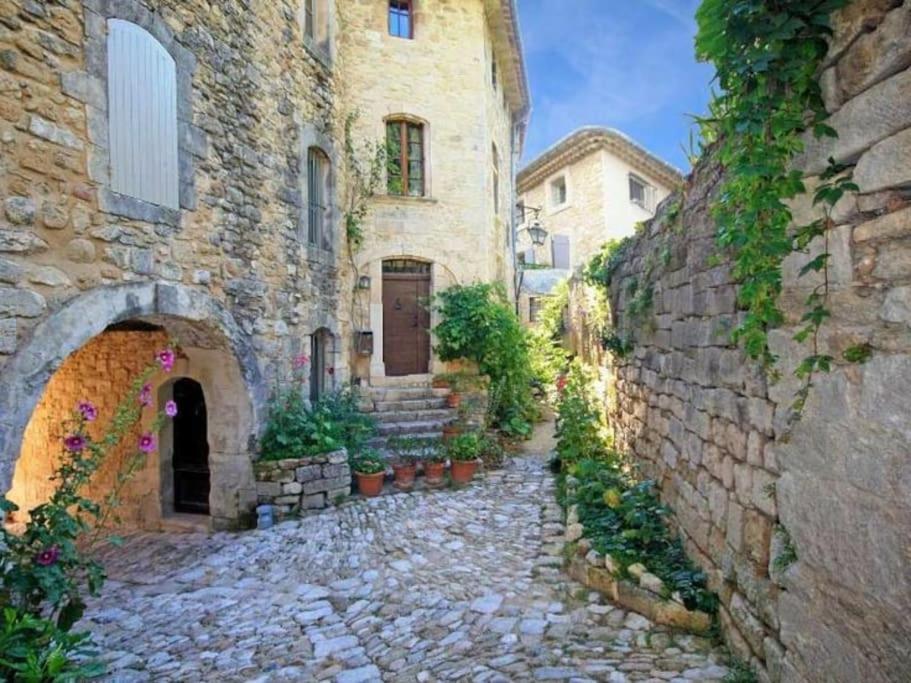 Gite Cosy Au Coeur Du Luberon Lagnes Bagian luar foto
